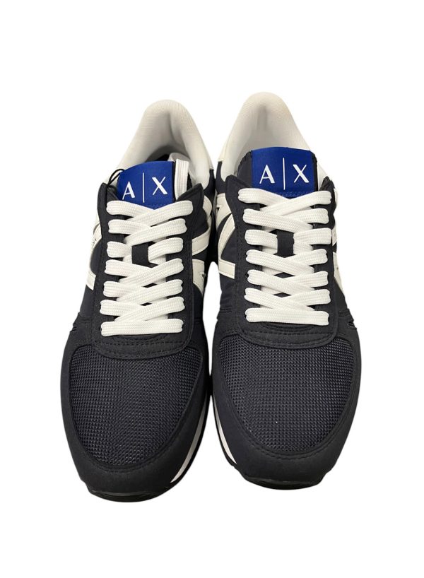 Armani Exchange - Sneaker basso in misto di materiali blu navy - immagine 3