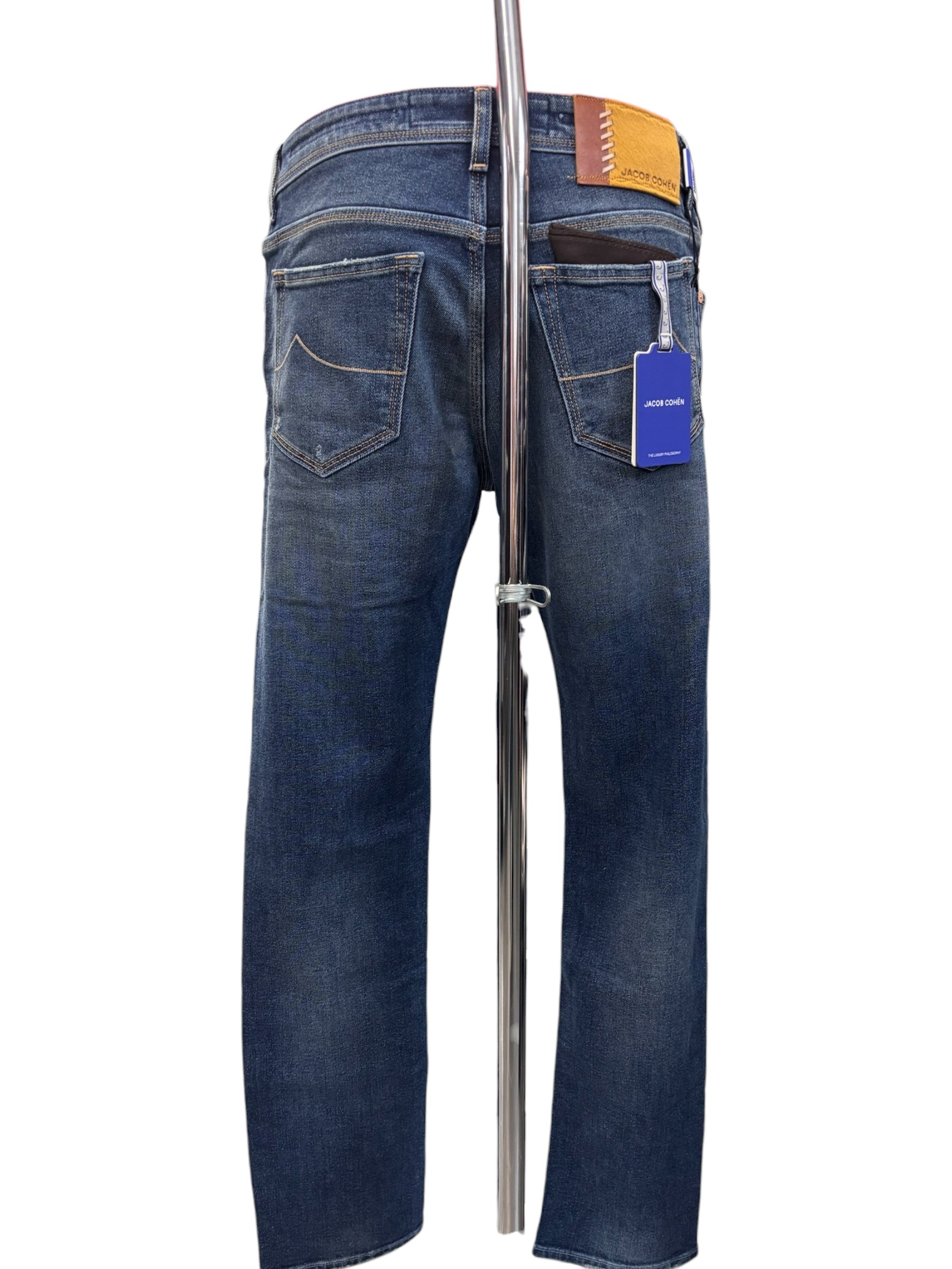 Jacob Cohën – Jeans medium blue wash modello Bard - W34 - immagine 3