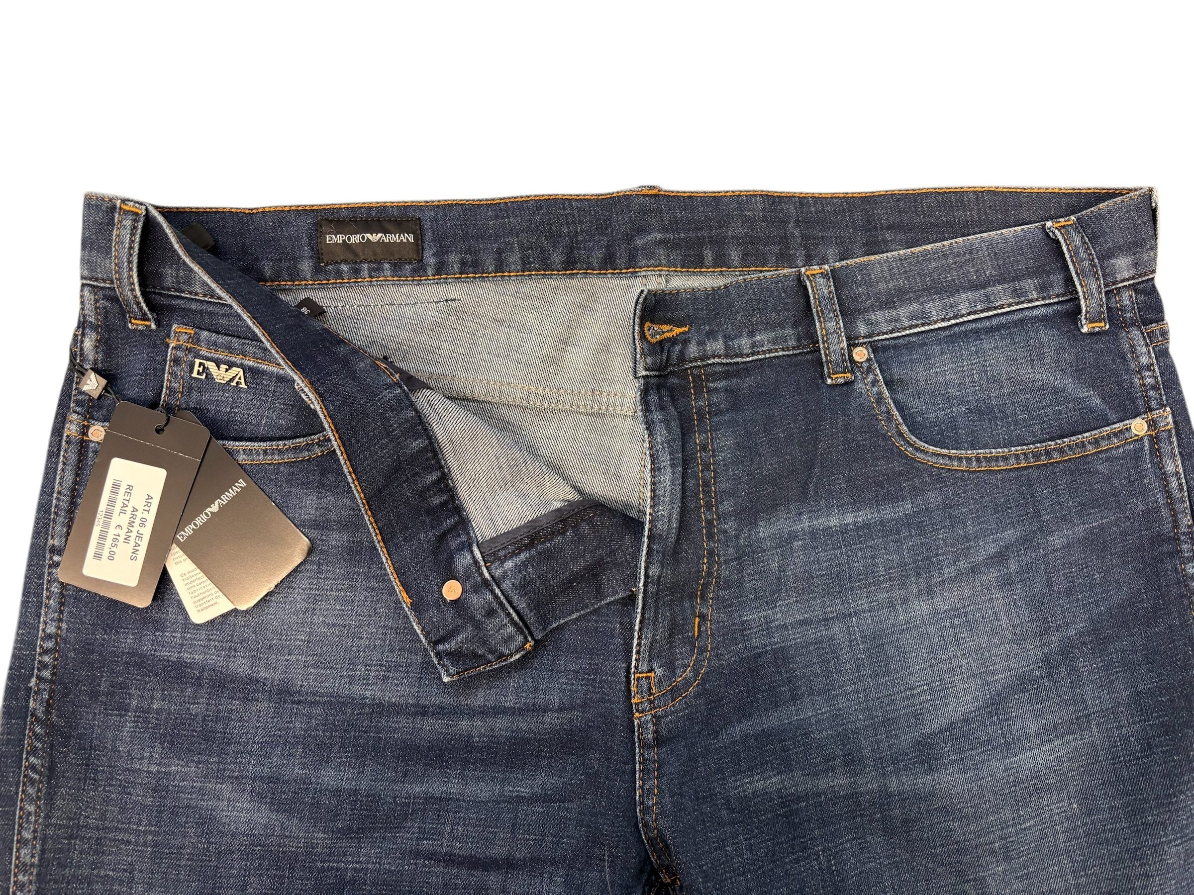 Emporio Armani - Jeans slim fit dark wash J16 - W38 - immagine 4